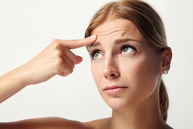 Чому ми рано старіємо: названі головні причини проблем зі шкірою