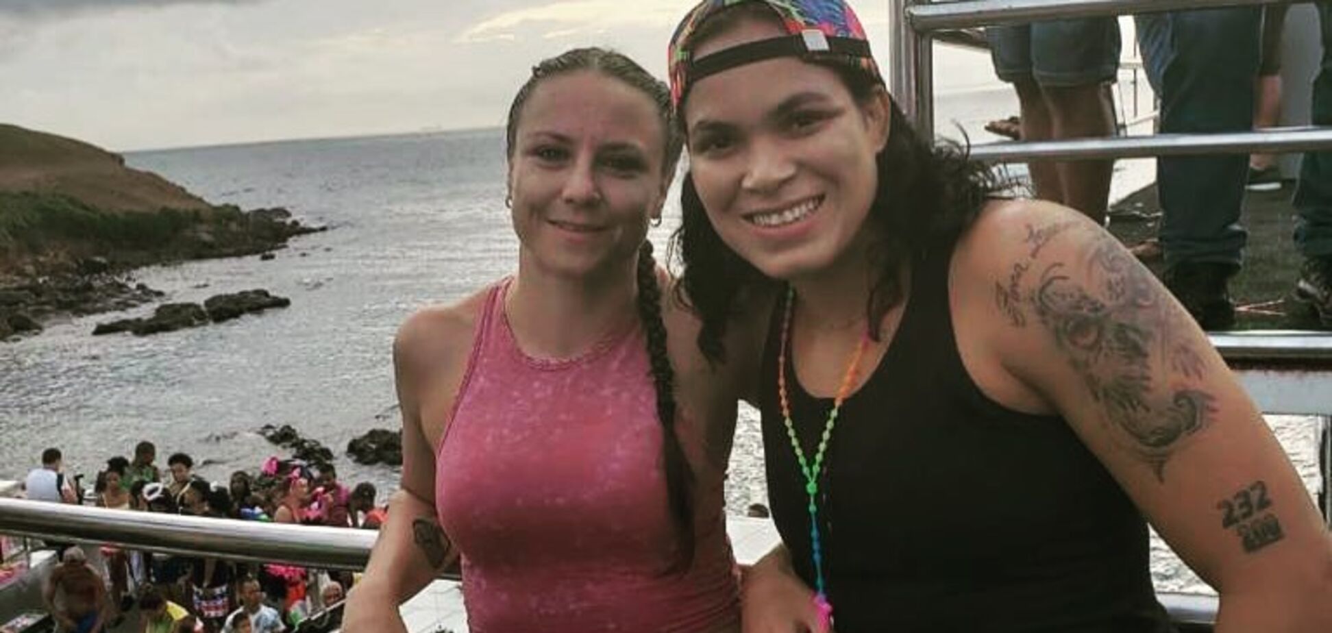 Жена чемпионки UFC Аманды Нуньес сообщила о беременности