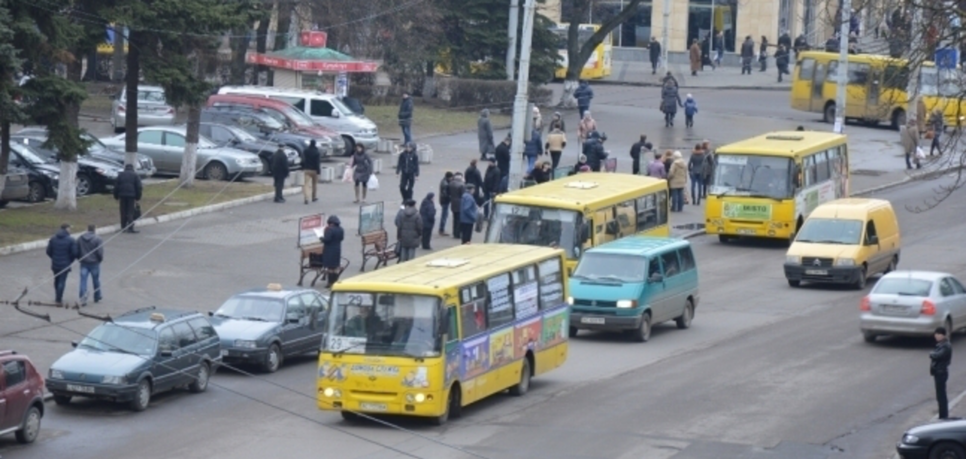 В Луцке остановили движение общественного транспорта