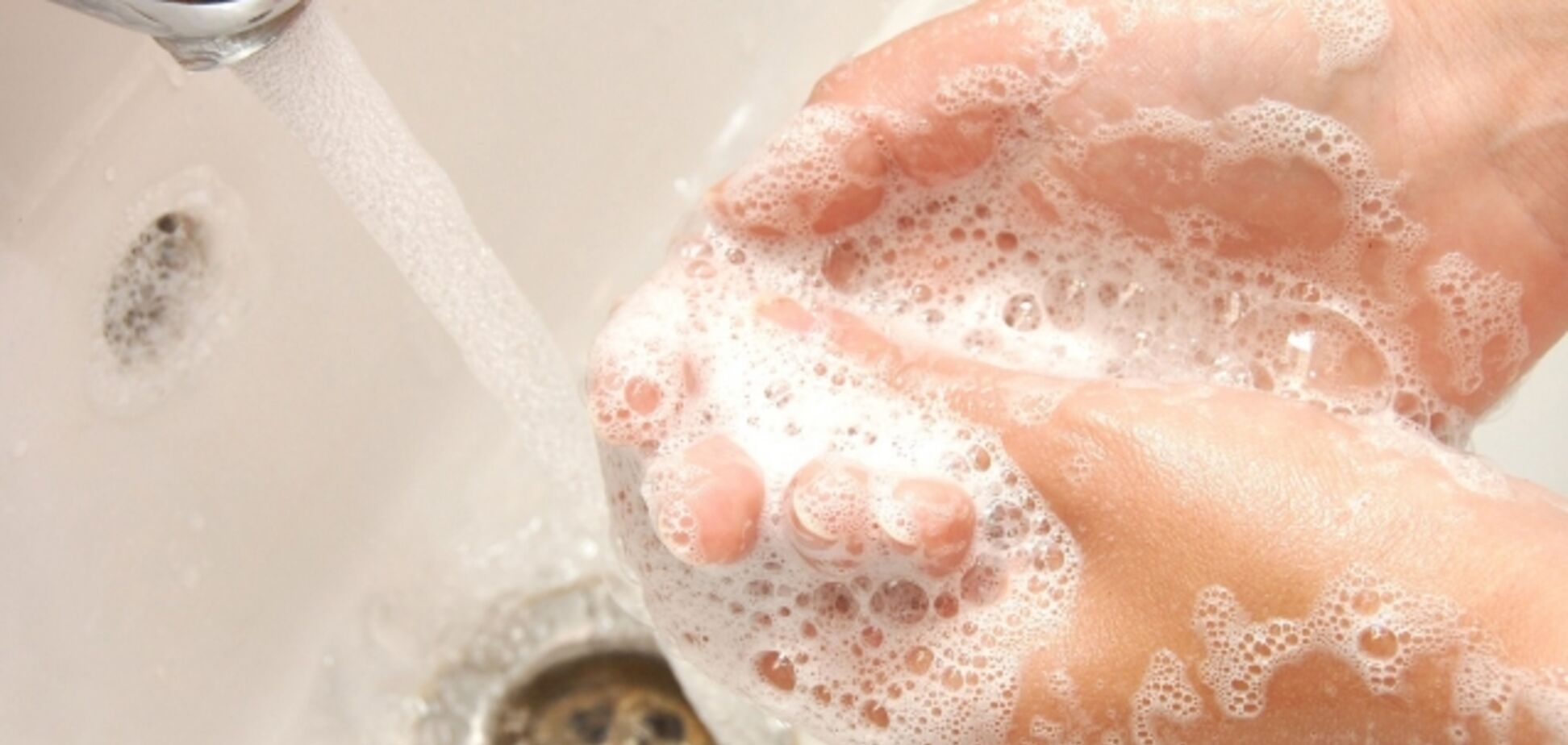 Коронавірус і очищення рук: як обрати антисептик