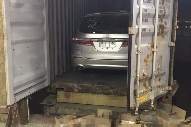 В одесском порту обнаружили автомобили с кокаином. Видео