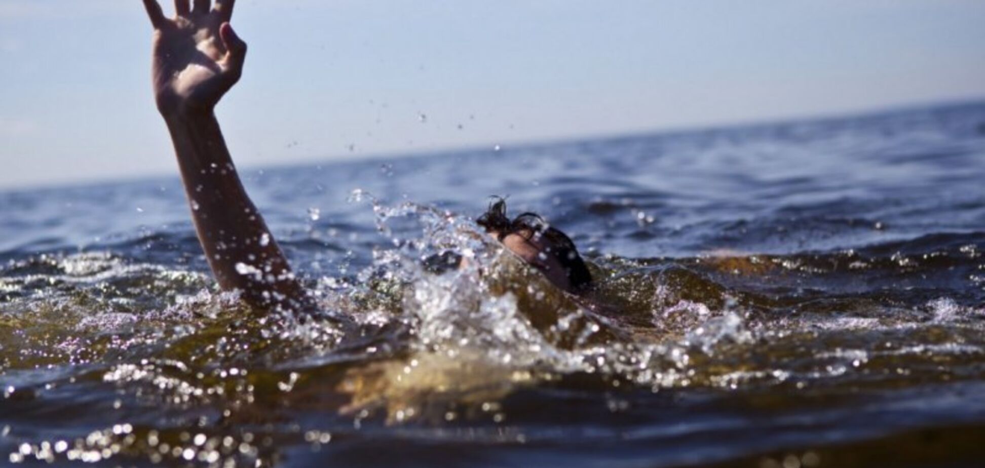 В Кривом Роге утонул мужчина, пытавшийся на спор переплыть пруд. Фото
