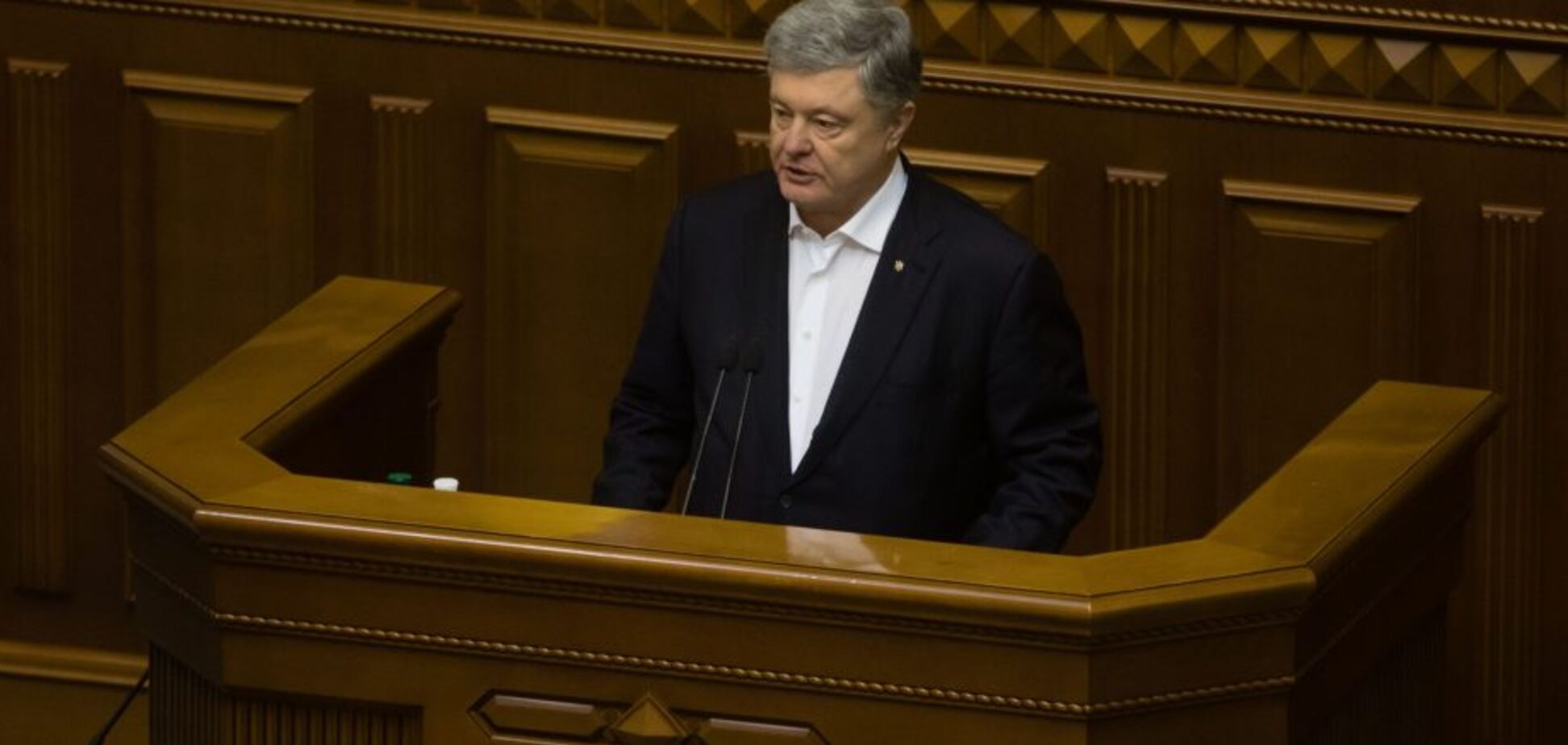 Порошенко предложил меры для спасения экономики Украины