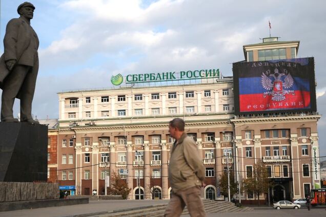 Коронавирус ударил по "ДНР": больницы переполнены, люди остались без денег
