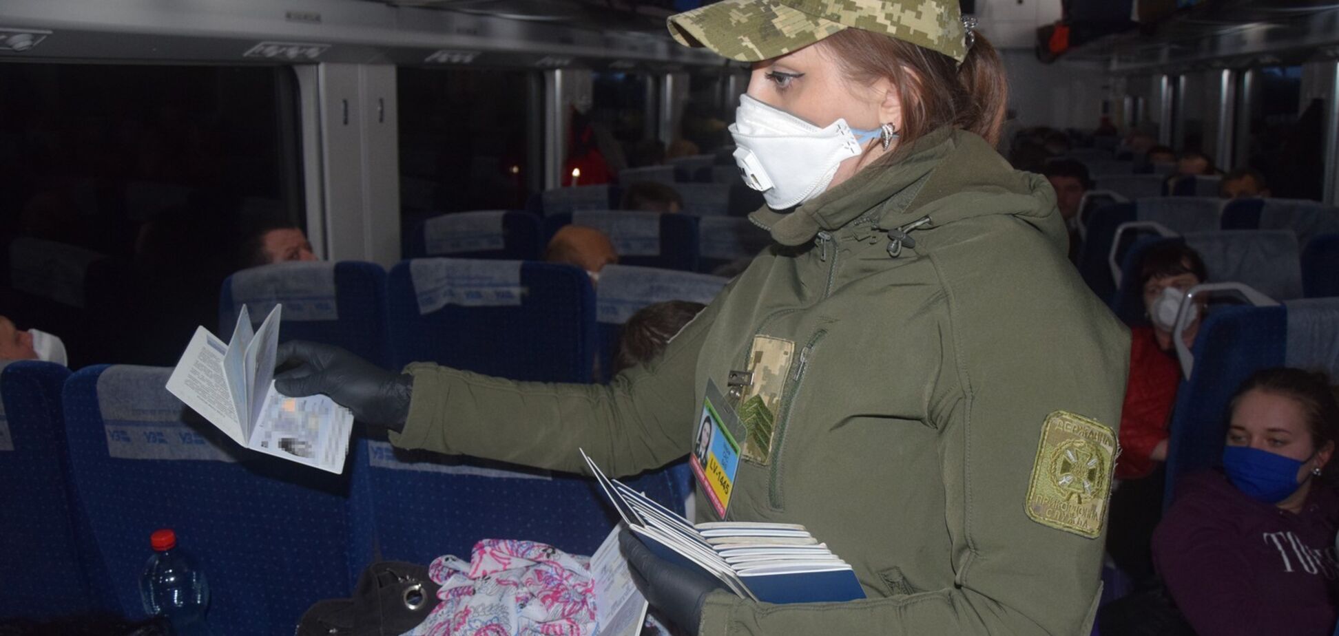 Во Львове госпитализировали семерых украинцев из ЕС