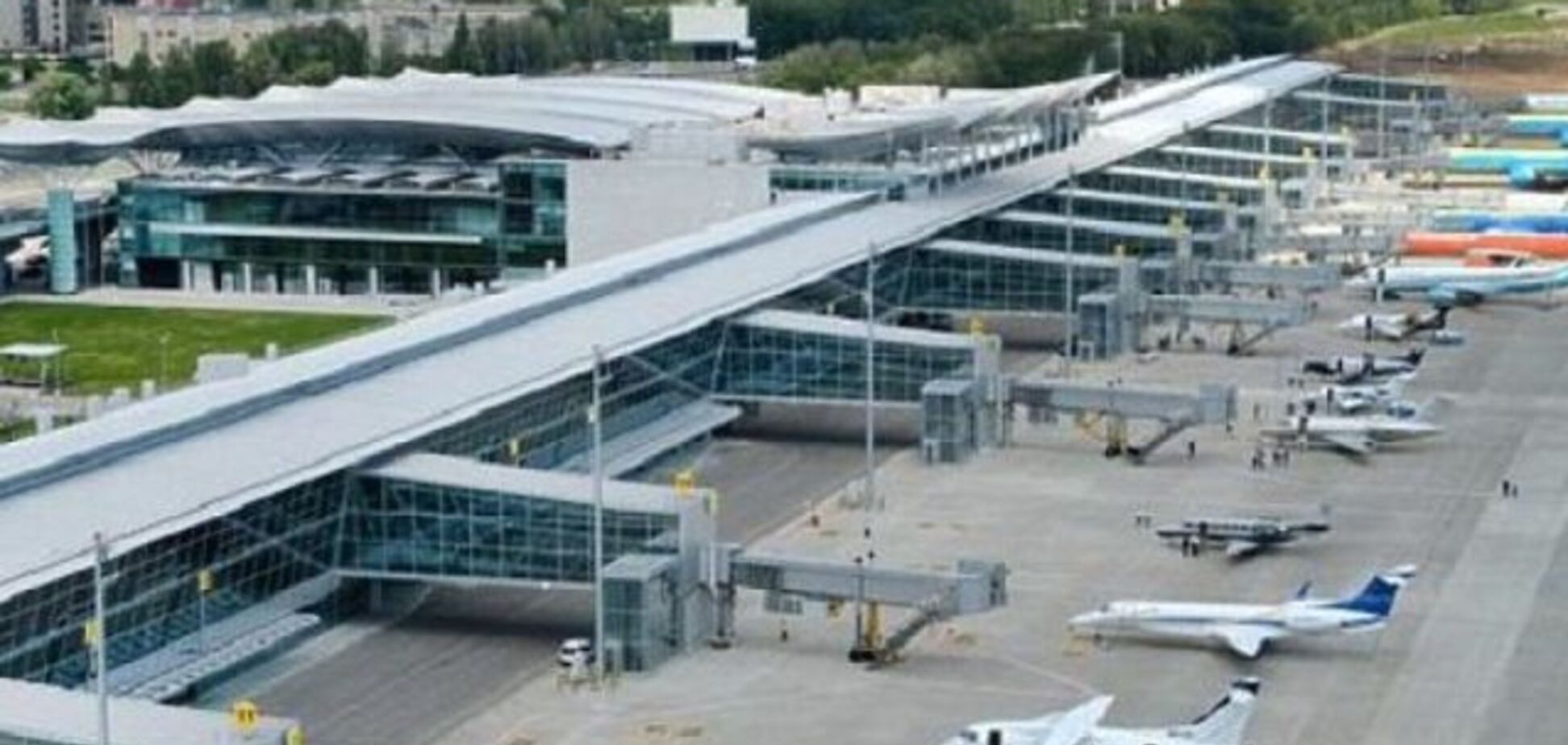 Аэропорт Одессы на две недели приостановил работу из-за карантина 