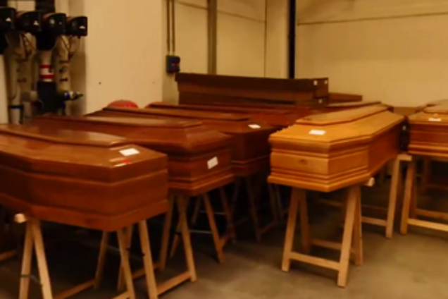 Через коронавірус в Італії переповнені крематорії: моторошне відео