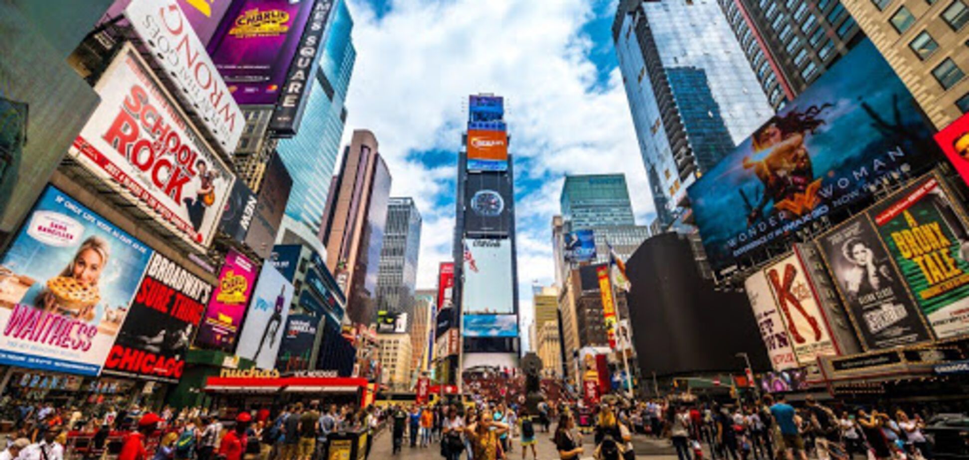 Назван новый эпицентр коронавируса: будет хуже Италии через 45 дней