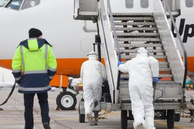 МИД атаковали советами не эвакуировать украинцев из-за коронавируса: Кулеба дал жесткий ответ