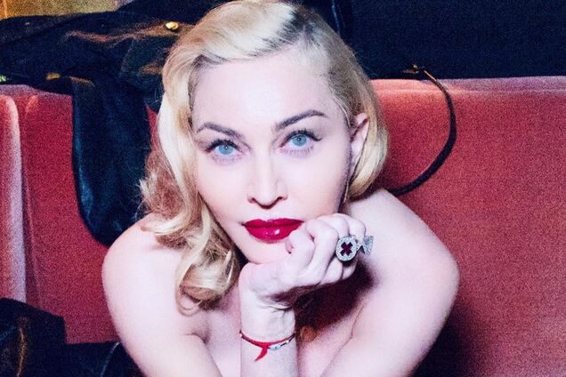 Голая Мадонна высказалась о коронавирусе - пикантное видео