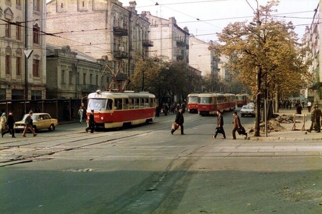 Трамваї в центрі Києва: в мережі показали раритетне фото до теми