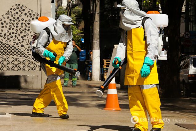 Коронавірус призвів до екстрених заходів: дані щодо України та світу