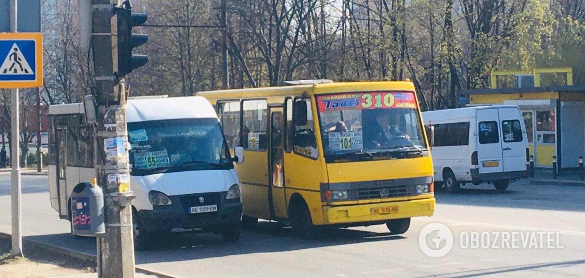 Транспорт в Днепре: как долго ждать маршрутку и соблюдают ли правила водители