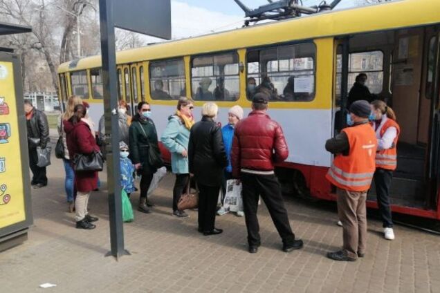 В Одессе ввели жесткие ограничения на проезд в городском транспорте