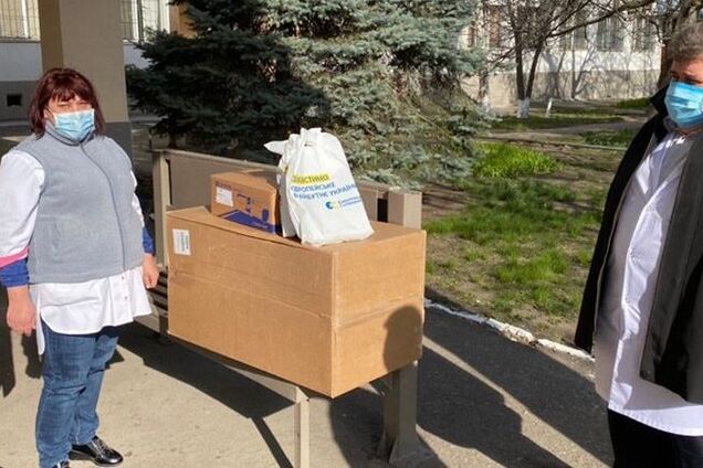 Гончаренко передав до Одеси обладнання для боротьби з коронавірусом від Фонду Порошенка
