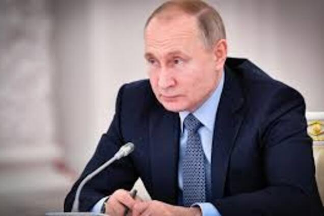 Путин срочно обратился к россиянам из-за коронавируса