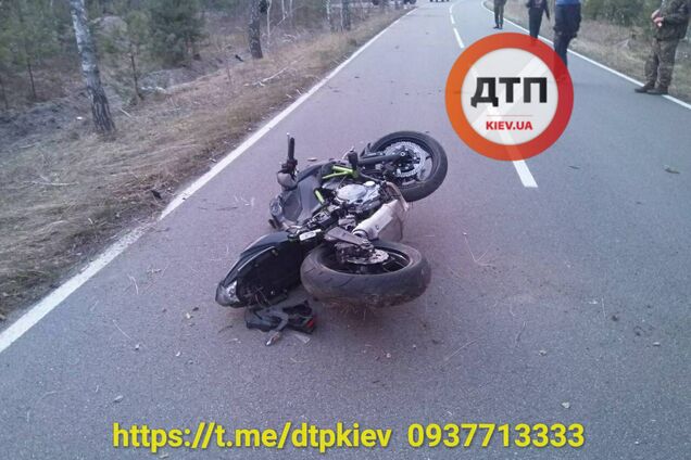 Под Киевом мотоцикл попал в ДТП