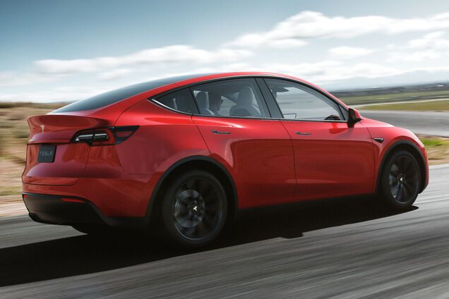 Найгірша покупка: нова Tesla розчарувала своєю якістю