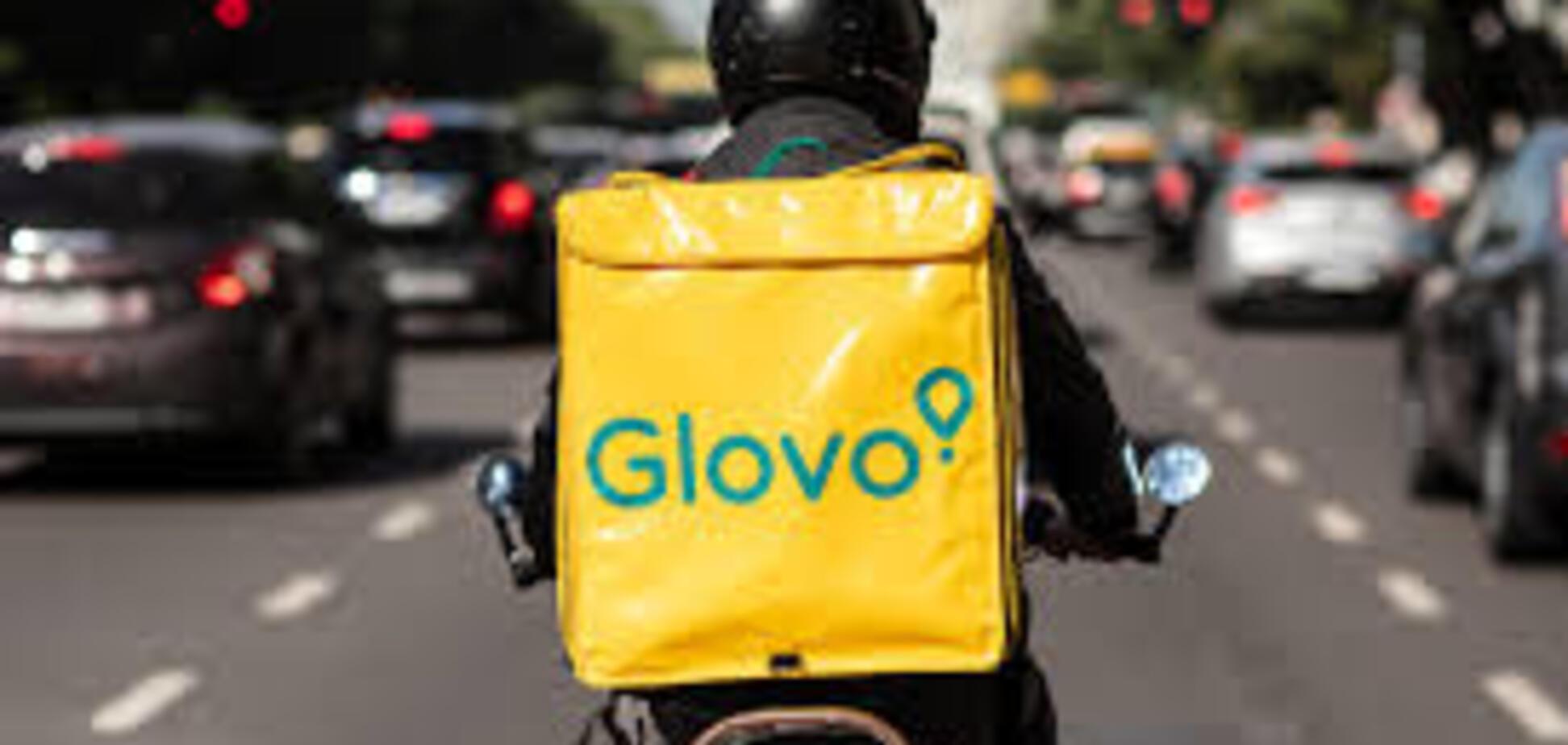 Курьерам Glovo резко урежут зарплаты, они отказываются работать