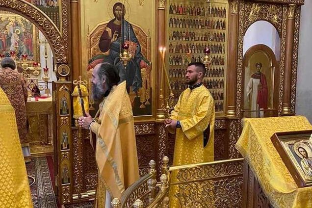 Ломаченко призвал православных рисовать кресты на дверях от коронавируса
