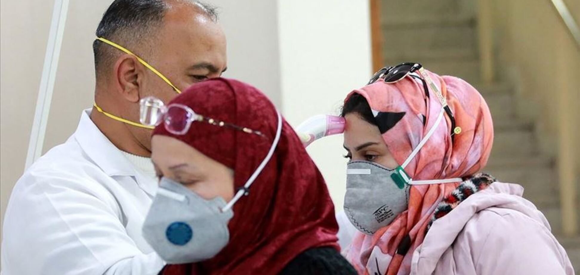 Сотні іранців померли від метанолу, прийнявши його за ліки від коронавірусу