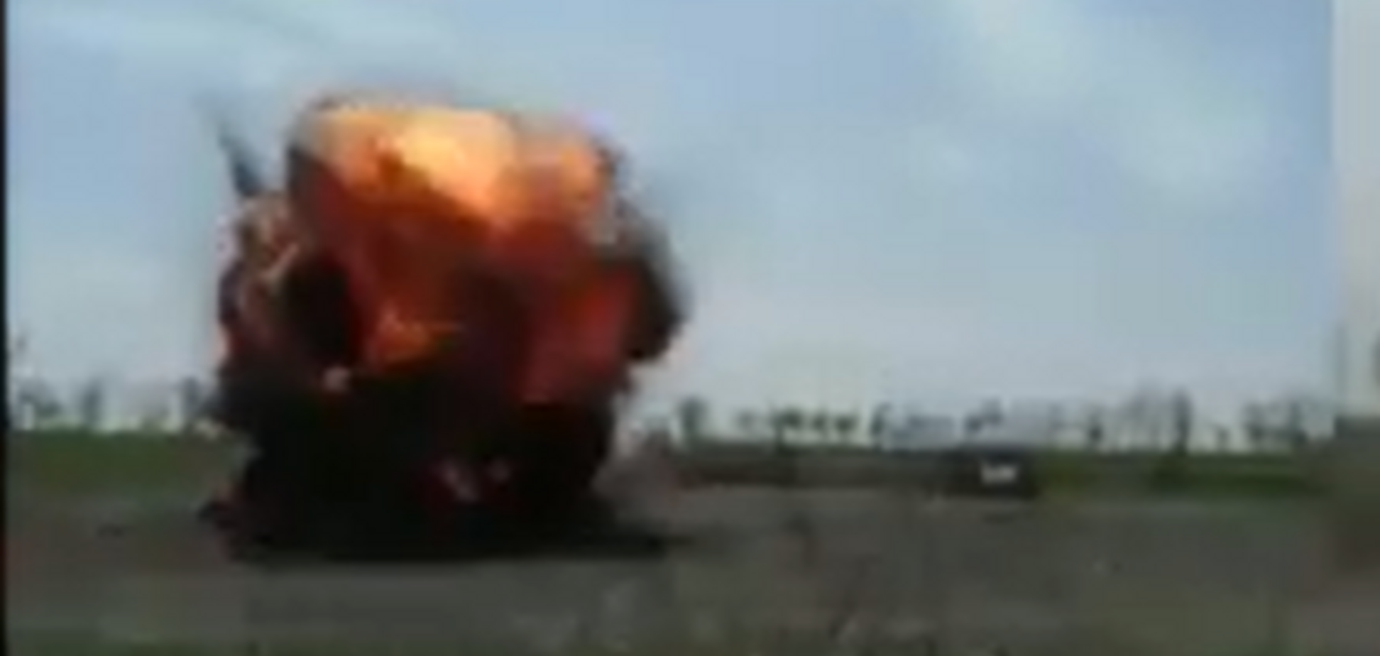 На Днепропетровщине спасатели нашли и подорвали почти 30 артиллерийских снарядов