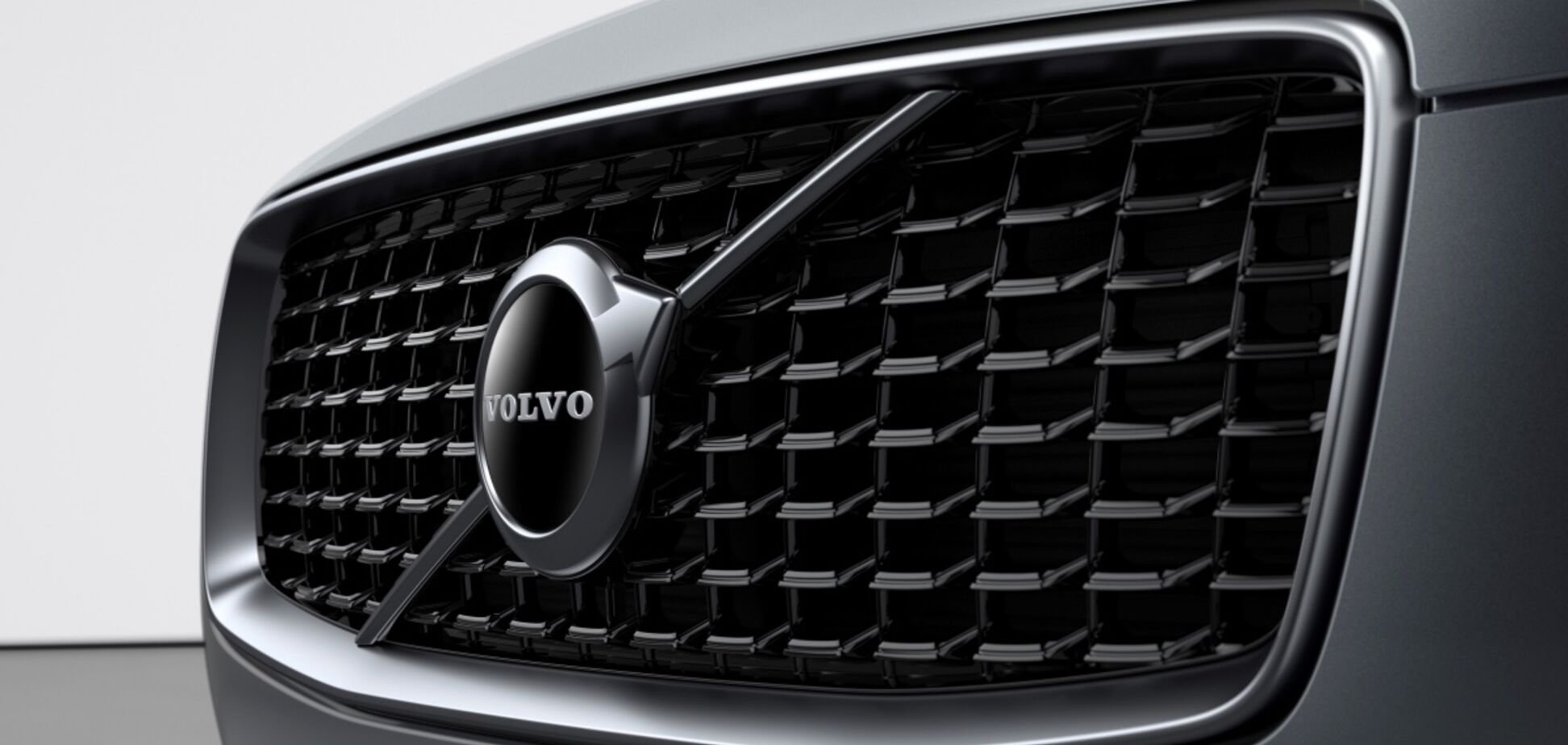 Новый Volvo XC100 бросит вызов BMW X7