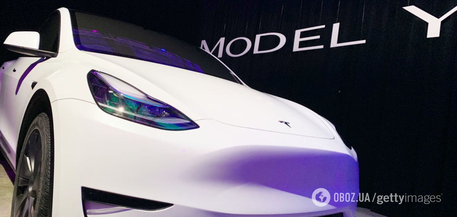 Tesla начала отгружать в магазины свой новый электромобиль Model Y