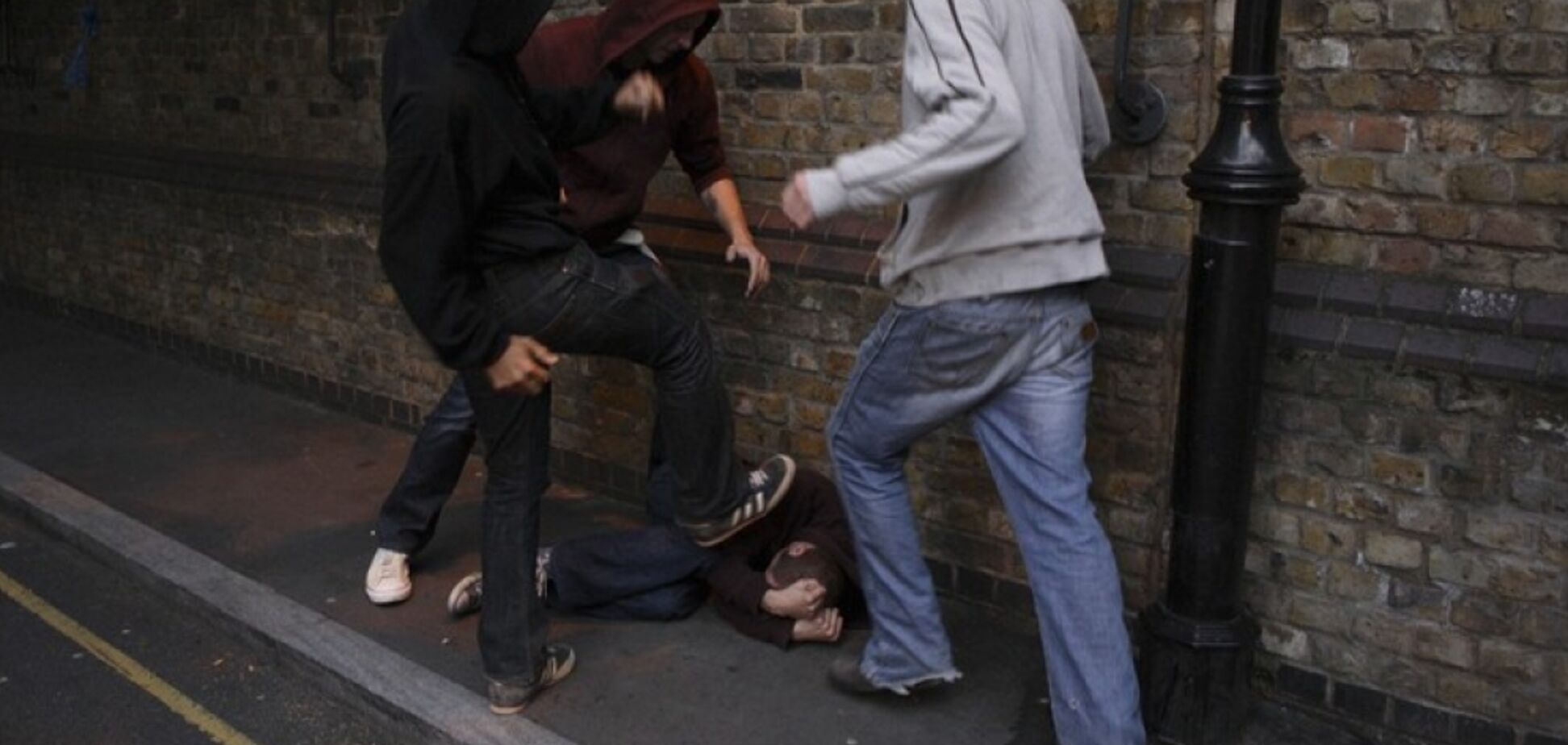 В Днепре вынесли жесткий приговор трем преступникам, убившим мужчину ради телефона