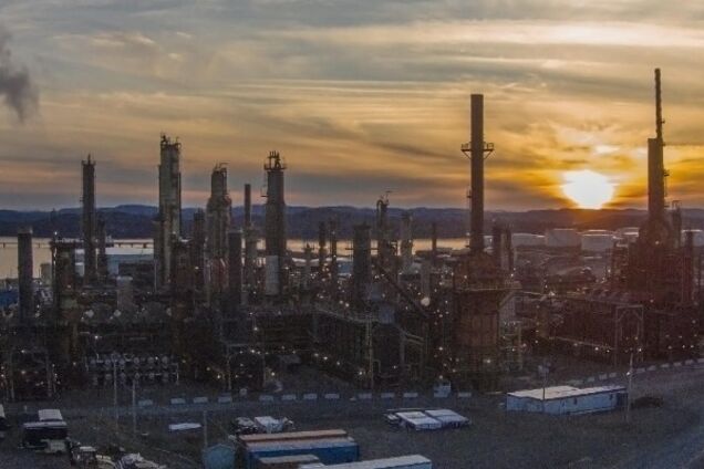 Кризис на нефтяном рынке: в США закрылся мощный нефтеперерабатывающий завод
