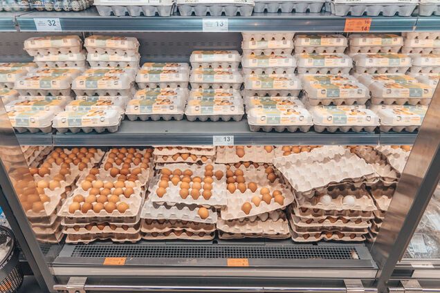 В АТБ заявили, что производители пытаются взвинтить цены на куриное яйцо до 47%