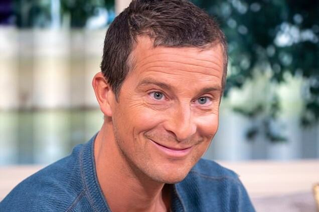 Популярный ведущий случайно появился голым в прямом эфире. Видео