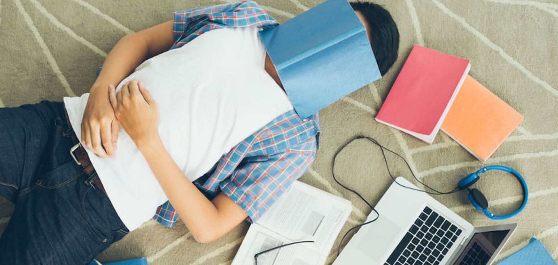 Вступ до ВНЗ Дніпра: як підготуватися і скільки коштує