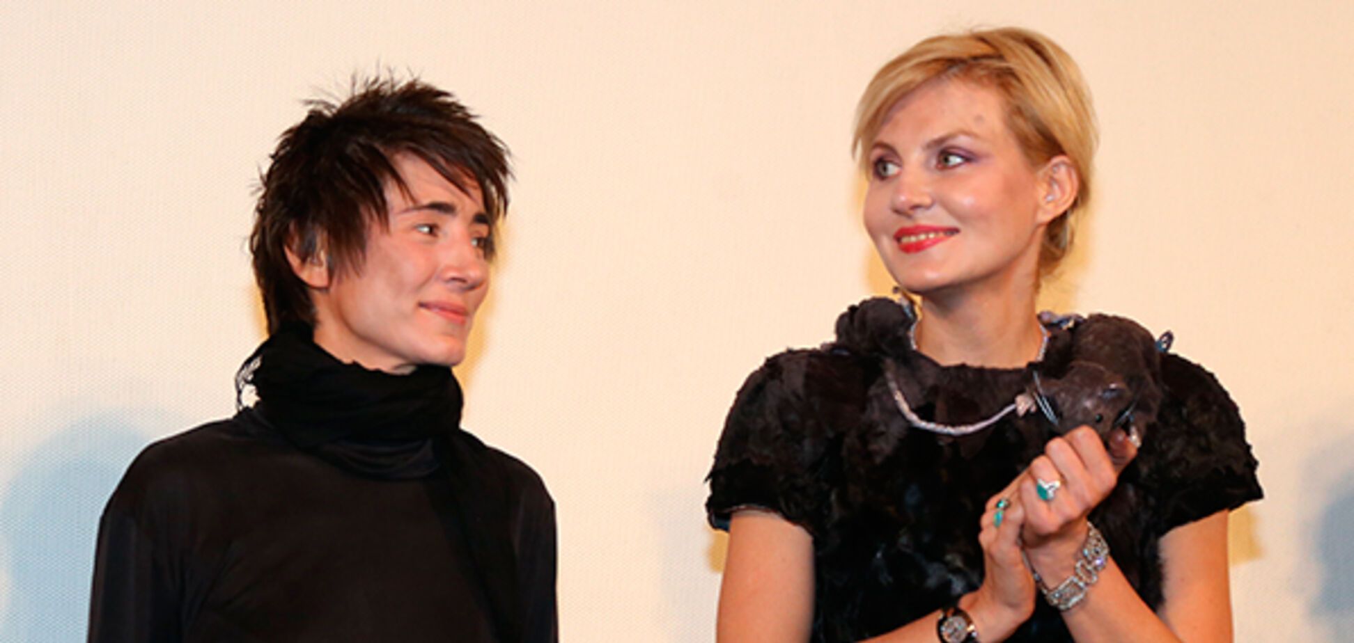 Литвинова раскрыла подробности своих отношений с Земфирой