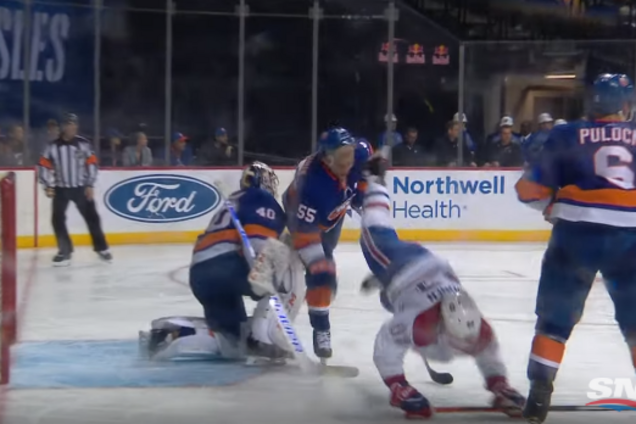 Игрок украинского происхождения получил жуткую травму в НХЛ