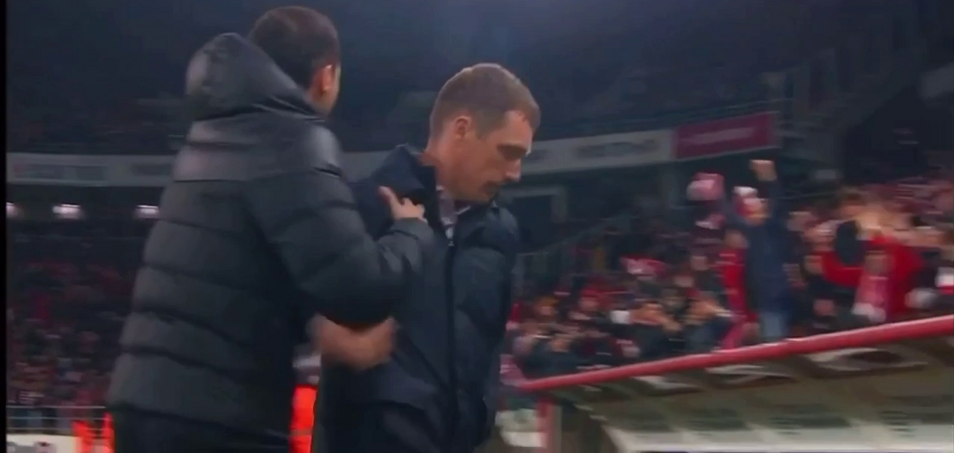 Матч 'Спартак' - ЦСКА закончился потасовкой главных тренеров