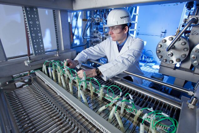 Отказ от нефти и газа? Ученые десятикратно увеличили добычу 'зеленого 'топлива