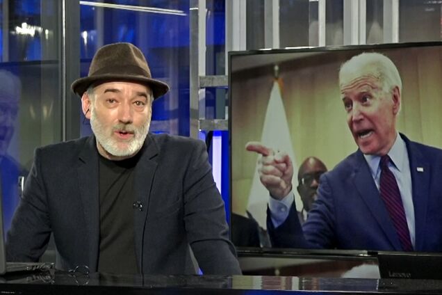 Байден впевнено лідирує у праймеріз