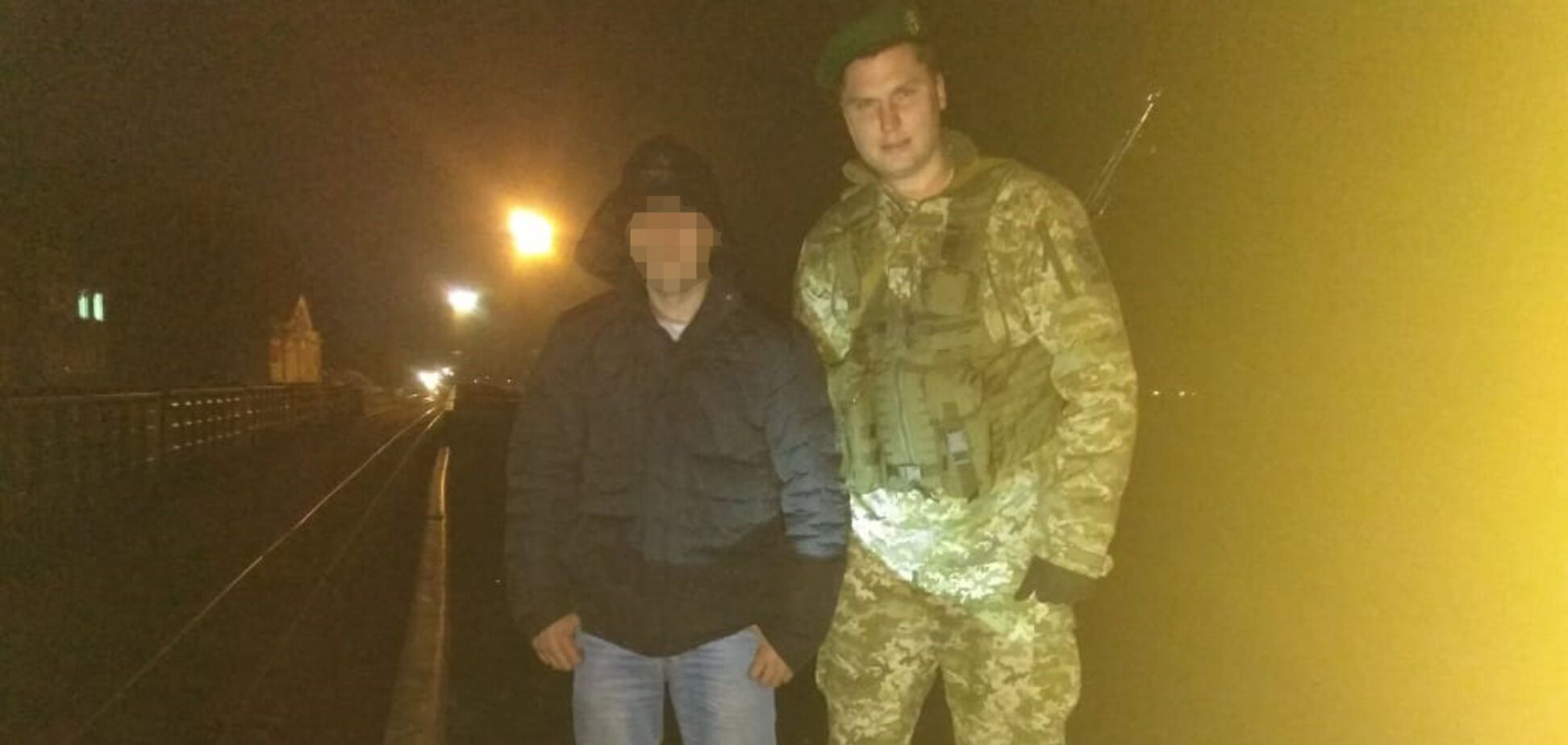 Под Одессой пограничники обнаружили нелегала, спрятавшегося в куче угля