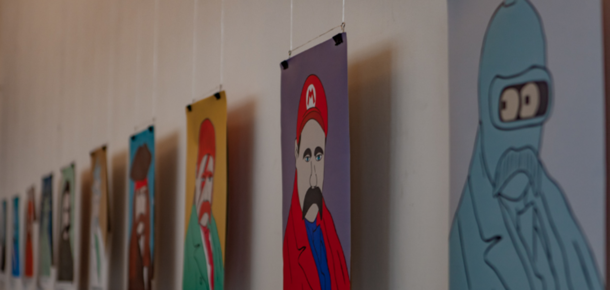 В образі Термінатора, Гарі Поттера і Маріо: в Дніпрі відкрилася виставка присвячена Тарасу Шевченку