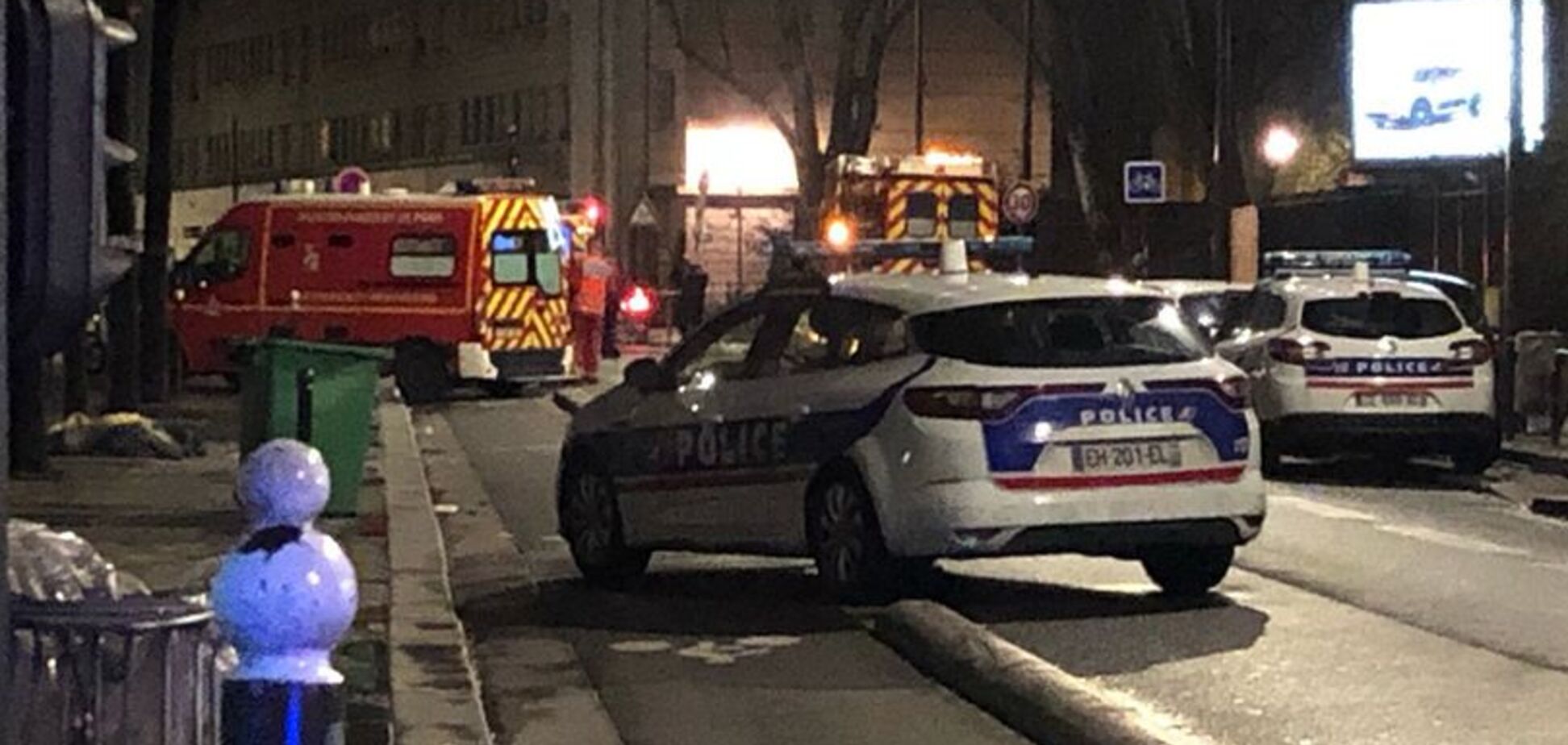 У мечеті в Парижі трапилася стрілянина: є постраждалий