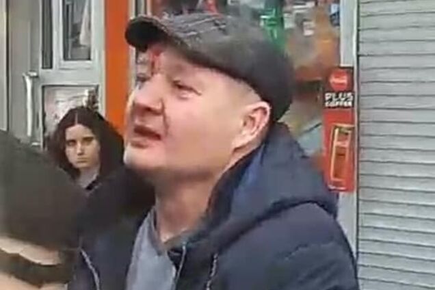 Полицейской разбили нос в маршрутке в Киеве: выяснились скандальные детали об обидчике