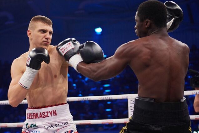 Черкашин нокаутировал Менди в 7-м раунде - опубликовано видео