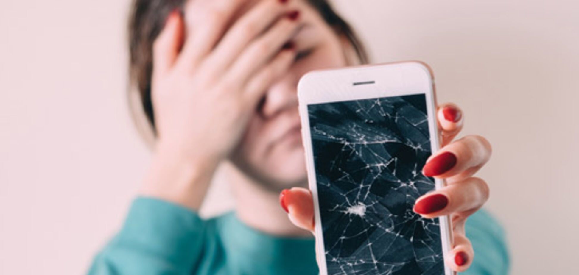 Телефон не включается: как 'воскресить' свой смартфон, если ничего не помогает