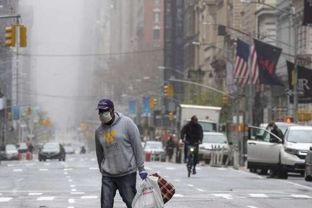 Кожен четвертий без симптомів! У США вважають, що боротьба з коронавірусом затягнеться на два роки
