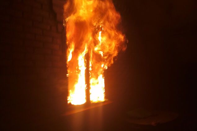 На Днепропетровщине пожар унес жизнь мужчины. Фото с места ЧП