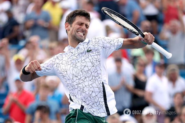 Джокович зіграв у теніс сковорідкою