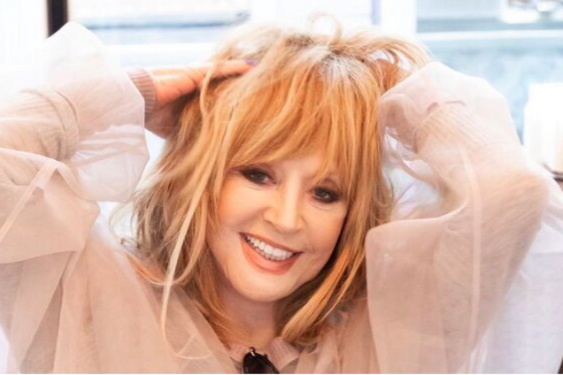 Алла Пугачова засвітилася в обіймах Винокура: хотів поцілувати