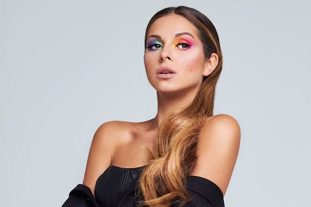 Певица Нюша ошарашила откровенными фото в боди