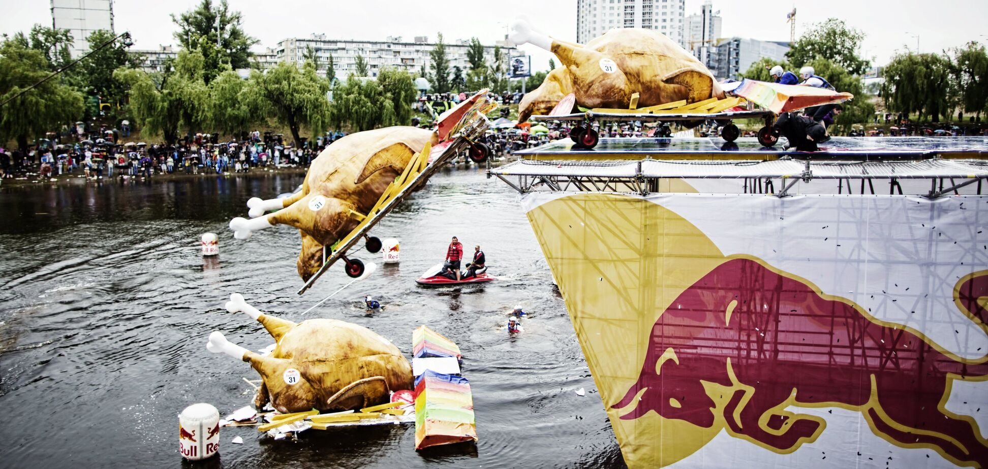 Шалене змагання Red Bull Flugtag. Що треба знати